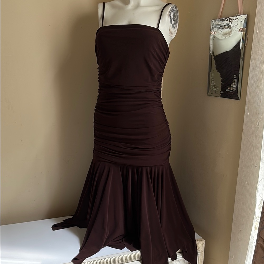 Elegant Vintage Brown Sleeveless Dress by Ronni Nicole